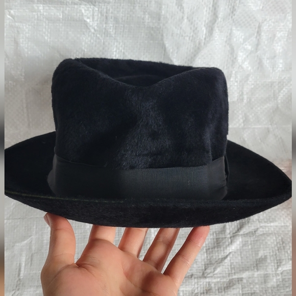 Vintage black felt hat - Picture 4 of 6